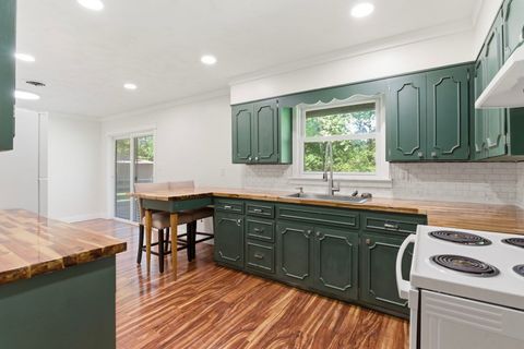 Tiny photo for 2585 Market Road, Marion, IL 62959 (MLS # 12640946)