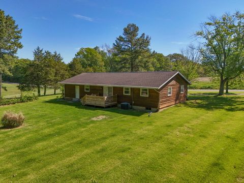 Tiny photo for 2585 Market Road, Marion, IL 62959 (MLS # 12640946)