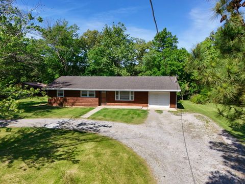 Tiny photo for 2585 Market Road, Marion, IL 62959 (MLS # 12640946)