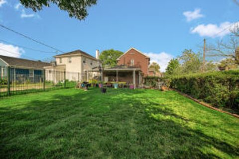 Tiny photo for 2006 W 4TH Place, Gary, IN 46404 (MLS # 12444273)