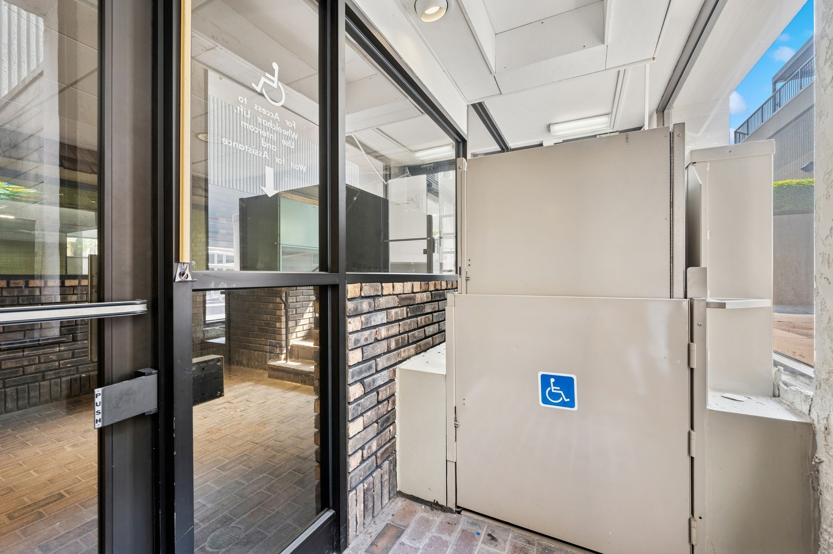 Chicago, Illinois 60614, United States, ,Commercial,Active,146816