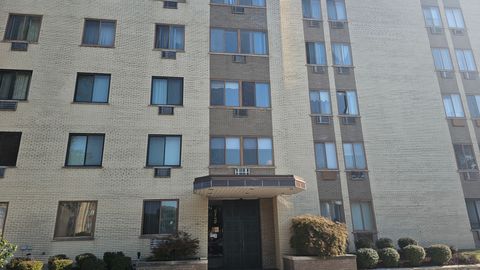 A home in Oak Lawn