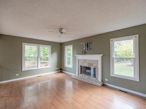 Tiny photo for 4 Candlewood Court, Cary, IL 60013 (MLS # 12507100)