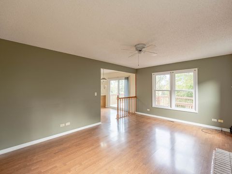 Tiny photo for 4 Candlewood Court, Cary, IL 60013 (MLS # 12507100)