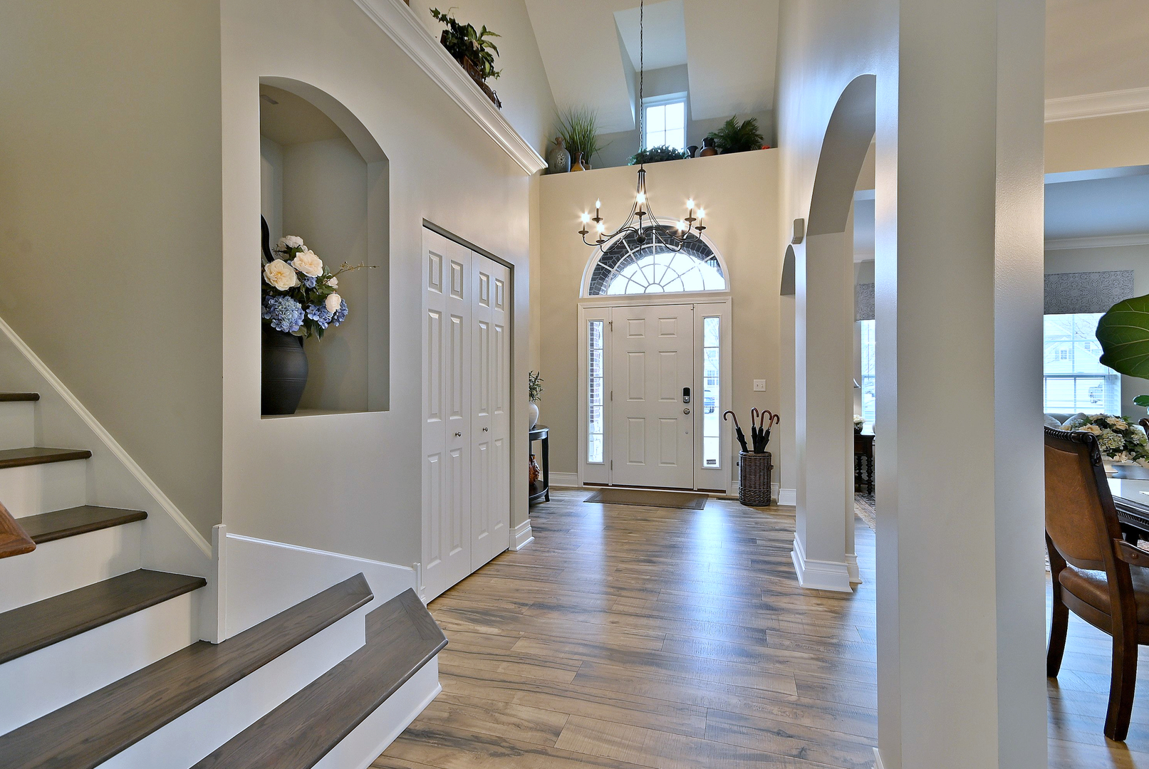 1712 Scarlett Oak Court