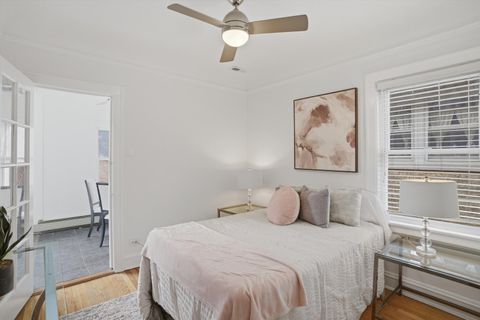 Tiny photo for 2815 W Fitch Avenue, Chicago, IL 60645 (MLS # 12600904)