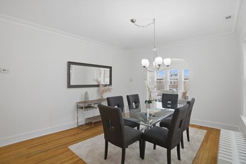 Tiny photo for 2815 W Fitch Avenue, Chicago, IL 60645 (MLS # 12600904)