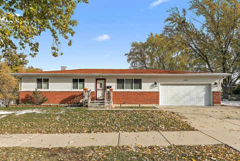Photo of 9053 Poplar Road, Orland Park, IL 60462 (MLS # 12514729)