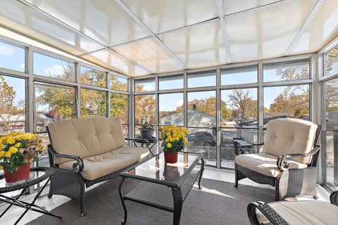 Tiny photo for 9053 Poplar Road, Orland Park, IL 60462 (MLS # 12514729)