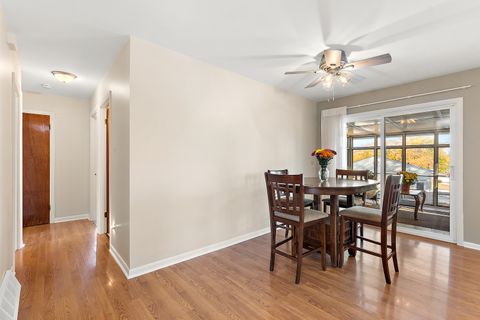 Tiny photo for 9053 Poplar Road, Orland Park, IL 60462 (MLS # 12514729)