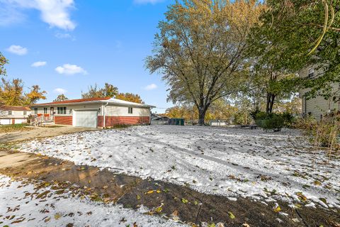 Tiny photo for 9053 Poplar Road, Orland Park, IL 60462 (MLS # 12514729)
