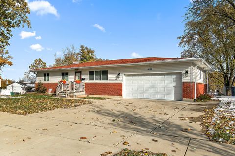 Tiny photo for 9053 Poplar Road, Orland Park, IL 60462 (MLS # 12514729)