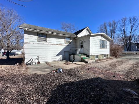 Tiny photo for 701 Ave L, Sterling, IL 61081 (MLS # 12588208)