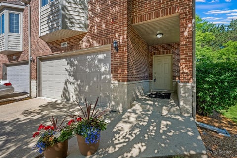 Tiny photo for 1515 Stonegate Manor MNR, Mount Prospect, IL 60056 (MLS # 12667173)