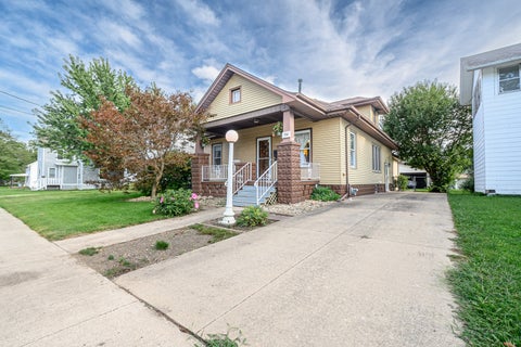 Tiny photo for 336 E 1st Street, El Paso, IL 61738 (MLS # 12698087)