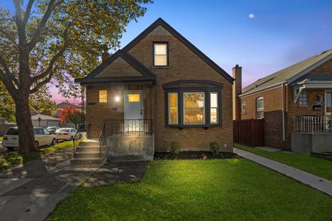 Photo of 3801 W 69th Street, Chicago, IL 60629 (MLS # 12529859)