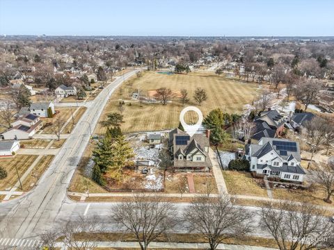 Tiny photo for 216 S Whispering Hills Drive, Naperville, IL 60540 (MLS # 12558234)