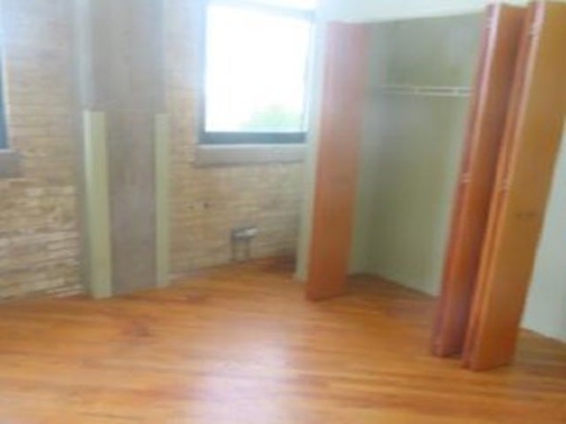 601 Linden Place 311
