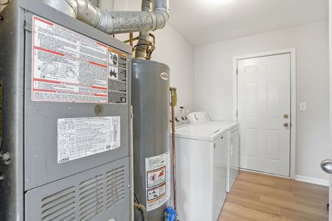 Tiny photo for 221 Davis Lane, Bolingbrook, IL 60440 (MLS # 12589071)