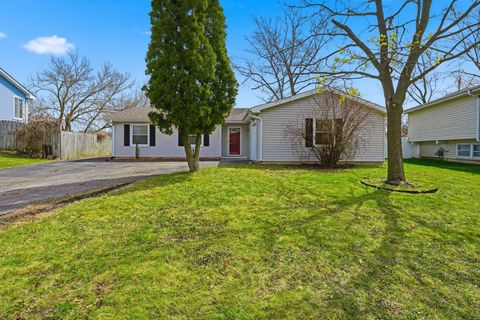 Photo of 221 Davis Lane, Bolingbrook, IL 60440 (MLS # 12589071)