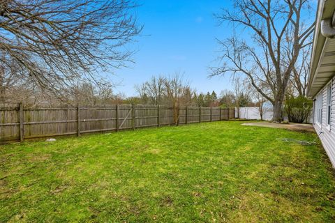 Tiny photo for 221 Davis Lane, Bolingbrook, IL 60440 (MLS # 12589071)