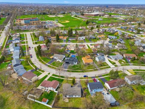 Tiny photo for 221 Davis Lane, Bolingbrook, IL 60440 (MLS # 12589071)