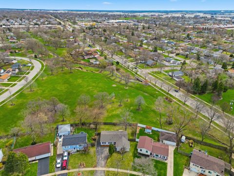 Tiny photo for 221 Davis Lane, Bolingbrook, IL 60440 (MLS # 12589071)