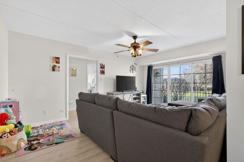 Tiny photo for 12928 W 159th Street #1D, Homer Glen, IL 60491 (MLS # 12601264)