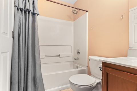 Tiny photo for 6771 E Wellsley Court, Gurnee, IL 60031 (MLS # 12552521)