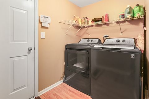 Tiny photo for 6771 E Wellsley Court, Gurnee, IL 60031 (MLS # 12552521)