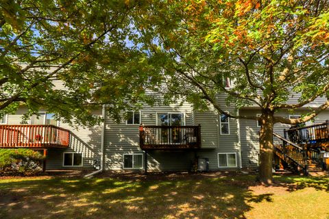 Tiny photo for 6771 E Wellsley Court, Gurnee, IL 60031 (MLS # 12552521)