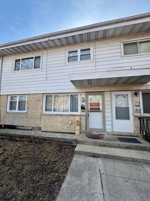 Tiny photo for 1582 Pennsylvania Avenue, Des Plaines, IL 60018 (MLS # 12511169)