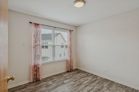 Tiny photo for 32481 Bakers Drive #32481, Lakemoor, IL 60051 (MLS # 12612061)