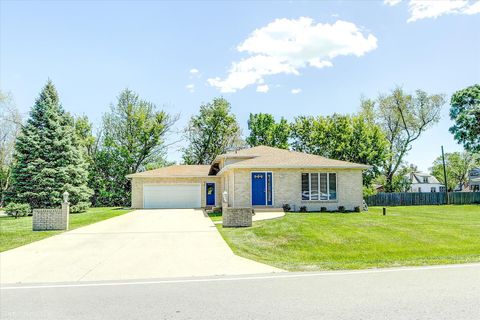 245 N Lee Street Mount Prospect IL 60056