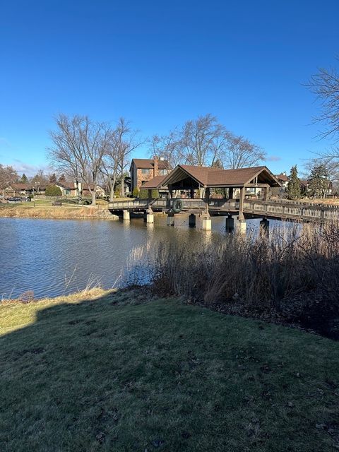 Tiny photo for 301 Lake Hinsdale Drive #108, Willowbrook, IL 60527 (MLS # 12544571)