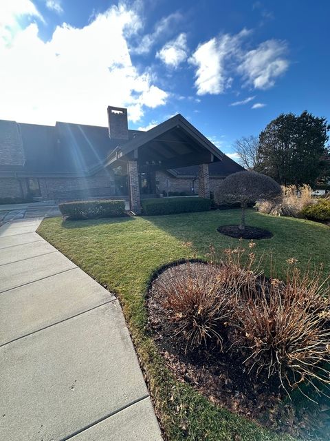 Tiny photo for 301 Lake Hinsdale Drive #108, Willowbrook, IL 60527 (MLS # 12544571)