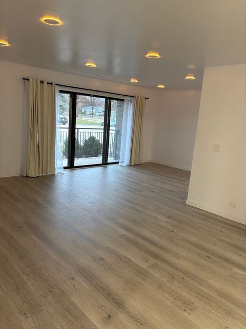 Tiny photo for 301 Lake Hinsdale Drive #108, Willowbrook, IL 60527 (MLS # 12544571)