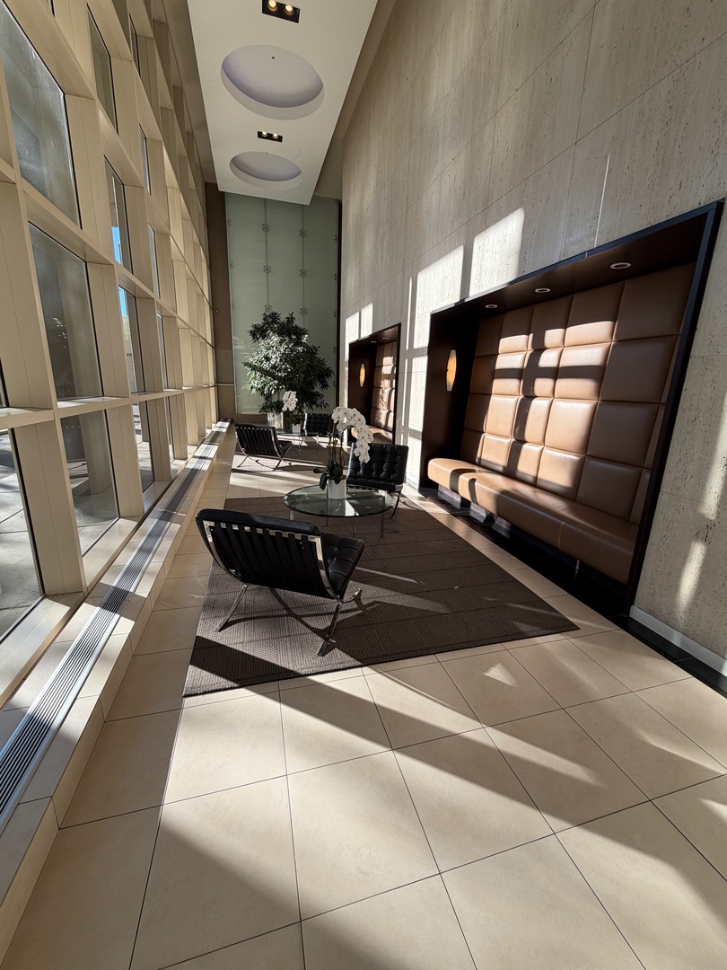 5320 N Sheridan Road 1407