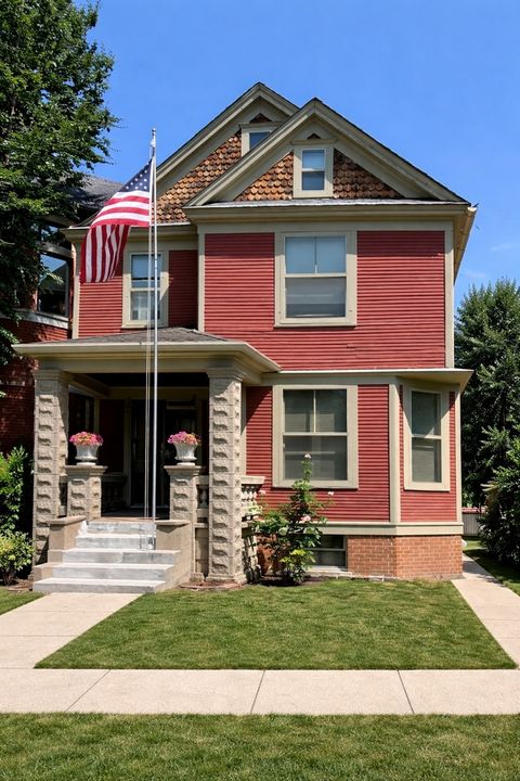 Photo of 2026 W Leland Avenue, Chicago, IL 60625 (MLS # 12623473)