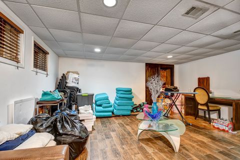 Tiny photo for 491 OLD SURREY Lane #A, Hinsdale, IL 60521 (MLS # 12525416)