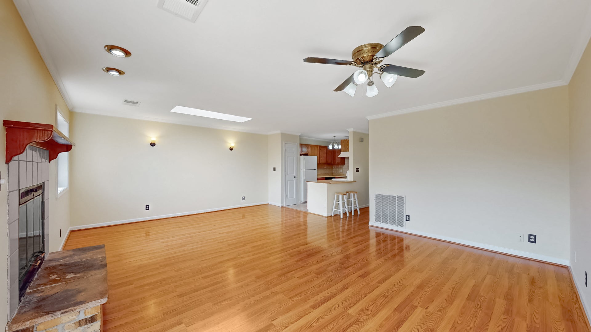 1545 W Stonehenge Drive 0