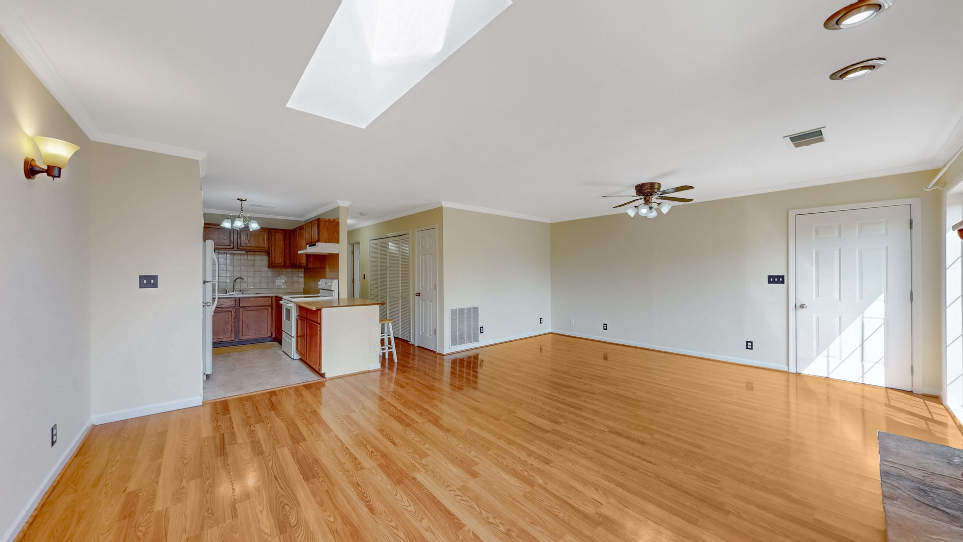 1545 W Stonehenge Drive 0