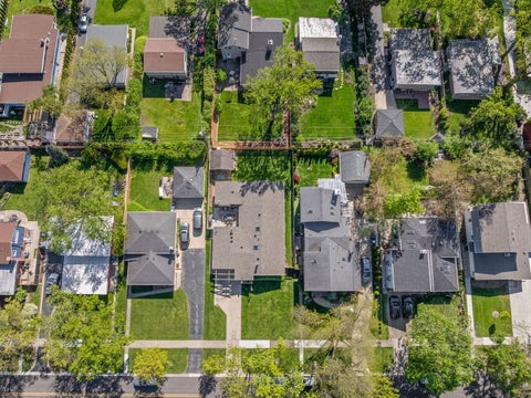 Tiny photo for 820 Lawler Avenue, Wilmette, IL 60091 (MLS # 12675012)