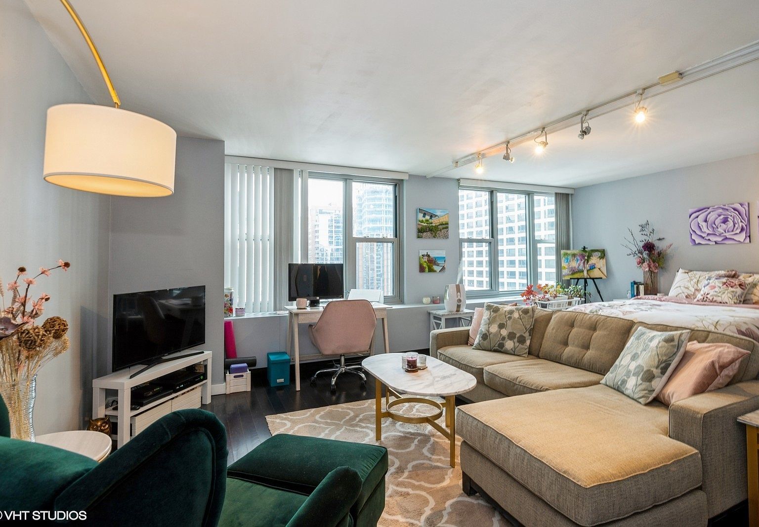 400 E Randolph Street 3502