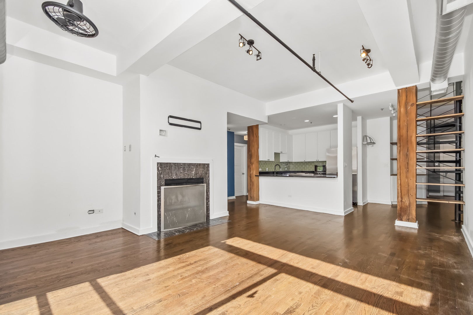 2221 N Lister Avenue 3A