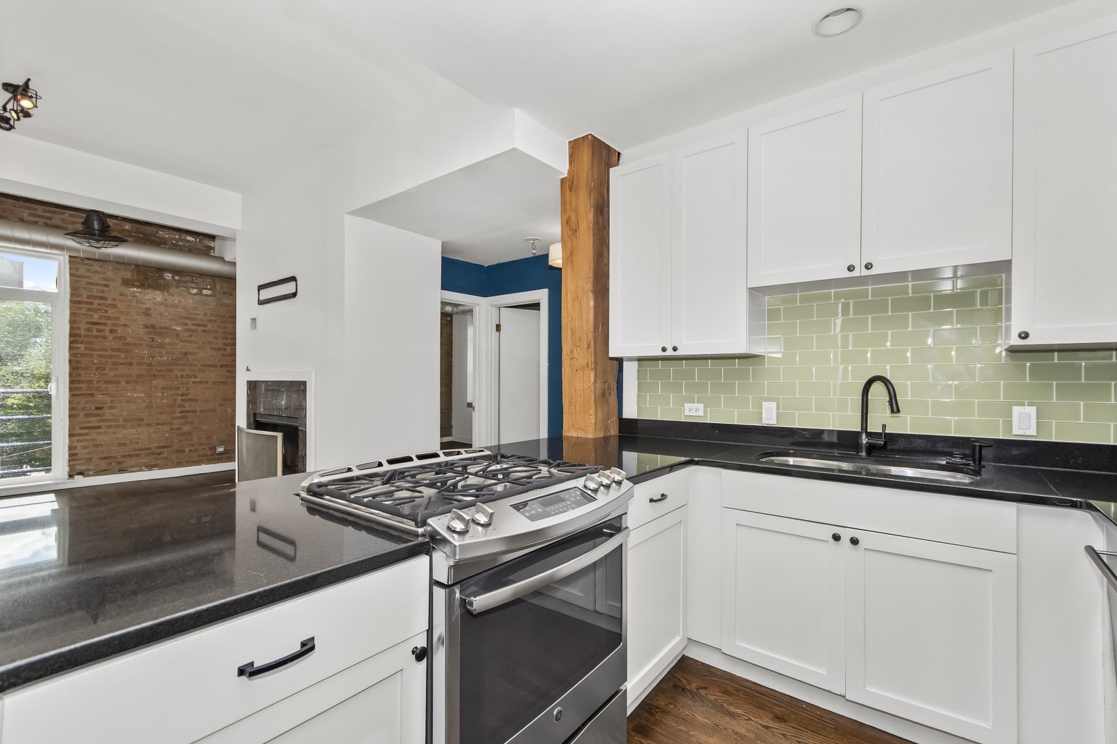 2221 N Lister Avenue 3A