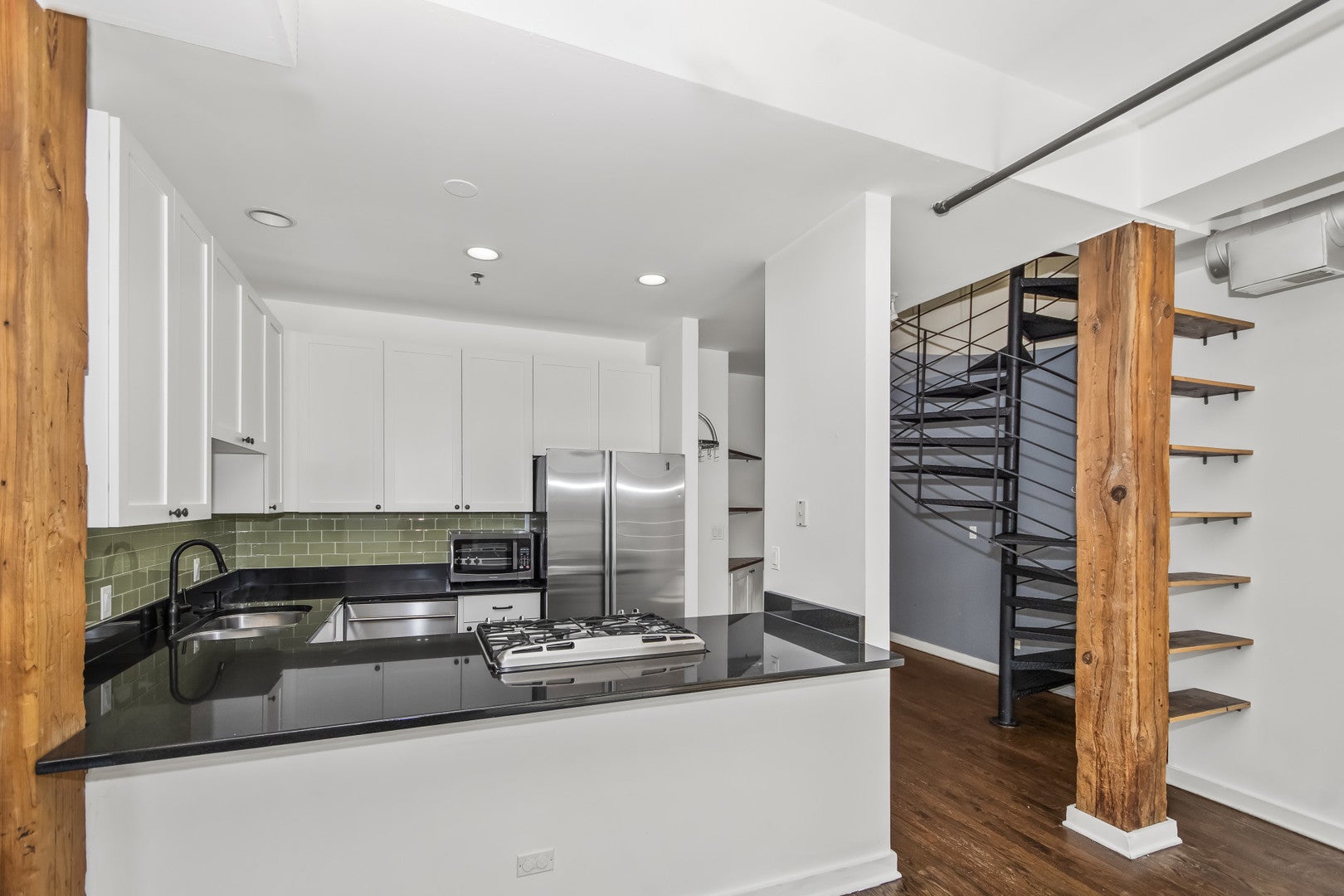 2221 N Lister Avenue 3A