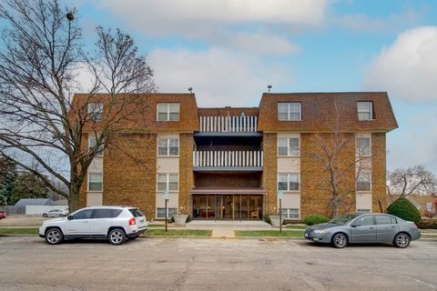 Photo of 9146 Grand Avenue #2NE, Franklin Park, IL 60131 (MLS # 12545133)