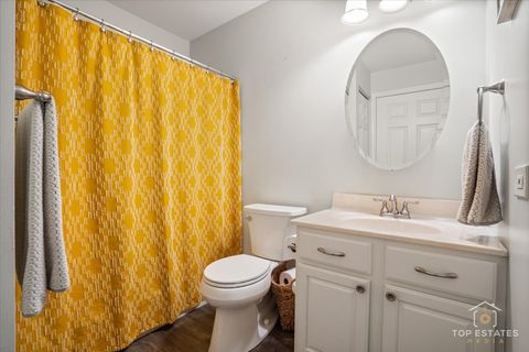 Tiny photo for 310 Buckingham Circle #B, Elgin, IL 60120 (MLS # 12510859)