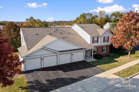 Tiny photo for 310 Buckingham Circle #B, Elgin, IL 60120 (MLS # 12510859)